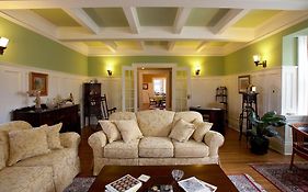 Springbank House Inn 3*